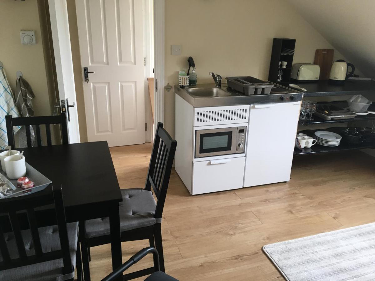 Brydges Self-Catering Spaces And En-Suite Rooms Newport Beach Exterior foto
