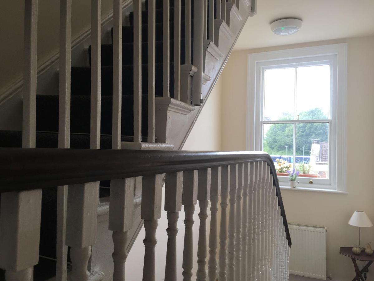 Brydges Self-Catering Spaces And En-Suite Rooms Newport Beach Exterior foto
