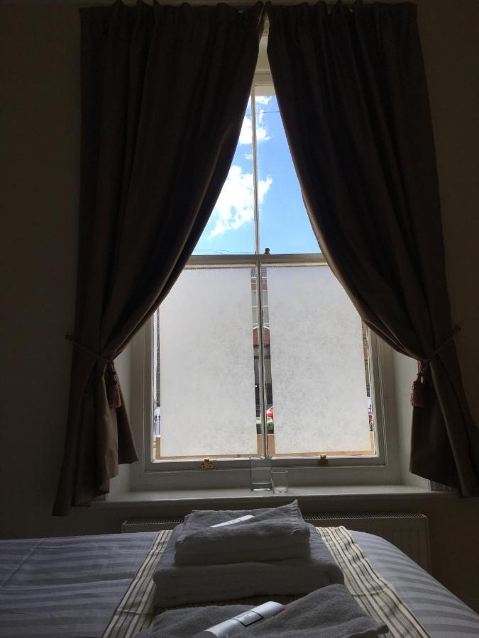 Brydges Self-Catering Spaces And En-Suite Rooms Newport Beach Exterior foto